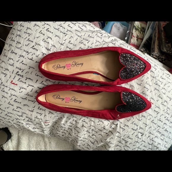 Penny Loves Kenny Shoes - Beautiful red flats with sparkly black heart accents